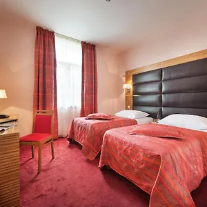 Ea Sonata Otel